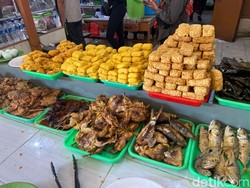 5 Restoran Prasmanan Puluhan Lauk yang Murah Meriah Buat Makan Siang