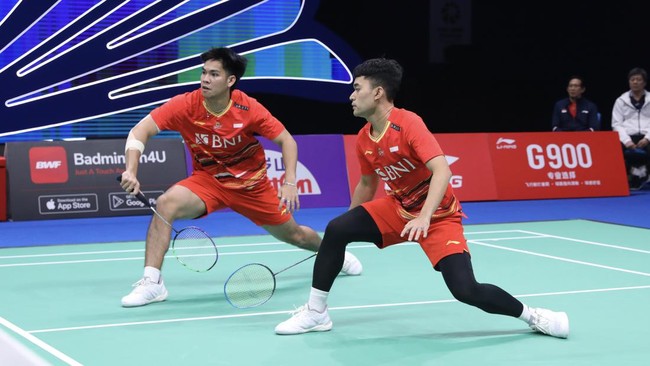 Dua wakil Indonesia Leo Rolly Carnando/Daniel Marthin dan Lanny Tria Mayasari/Ribka Sugiarto berhasil lolos ke babak semifinal Indonesia Masters 2024.