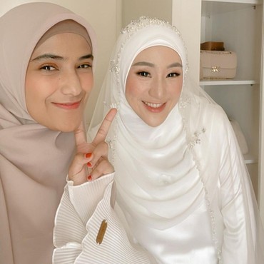 Sah Jadi Saudara, 7 Potret Kedekatan Nadya Mustika & Larissa Chou