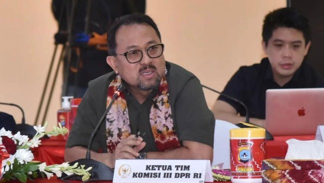 Wakil Ketua Komisi III DPR Pangeran Khairul Saleh mengapresiasi aplikasi 'Berdasi' Ditresnarkoba Polda Kalsel dalam upaya pemberantasan narkoba.