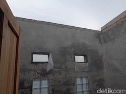 Puluhan Rumah di Sumedang Diterjang Puting Beliung