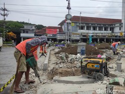 Stadsklok di Kayutangan Heritage yang Lekat dengan Sejarah Bakal Digusur?