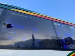 Kaca Bus Persiraja Pecah Dilempar Batu di Jalan Tol Usai Lawan Sada Sumut FC
