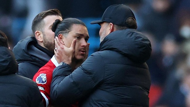 Jurgen Klopp memberikan keterangan mengenai kejadian keributan antara Pep Guardiola dan Darwin Nunez usai laga Manchester City vs Liverpool.