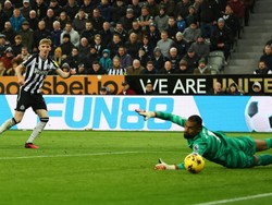 Diam-diam Liverpool Kejar Anthony Gordon