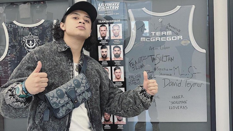 Bastian Steel