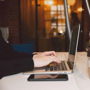 Mengenal Tren Kerja Virtual Assistant yang Sedang Booming, Ngapain Aja?