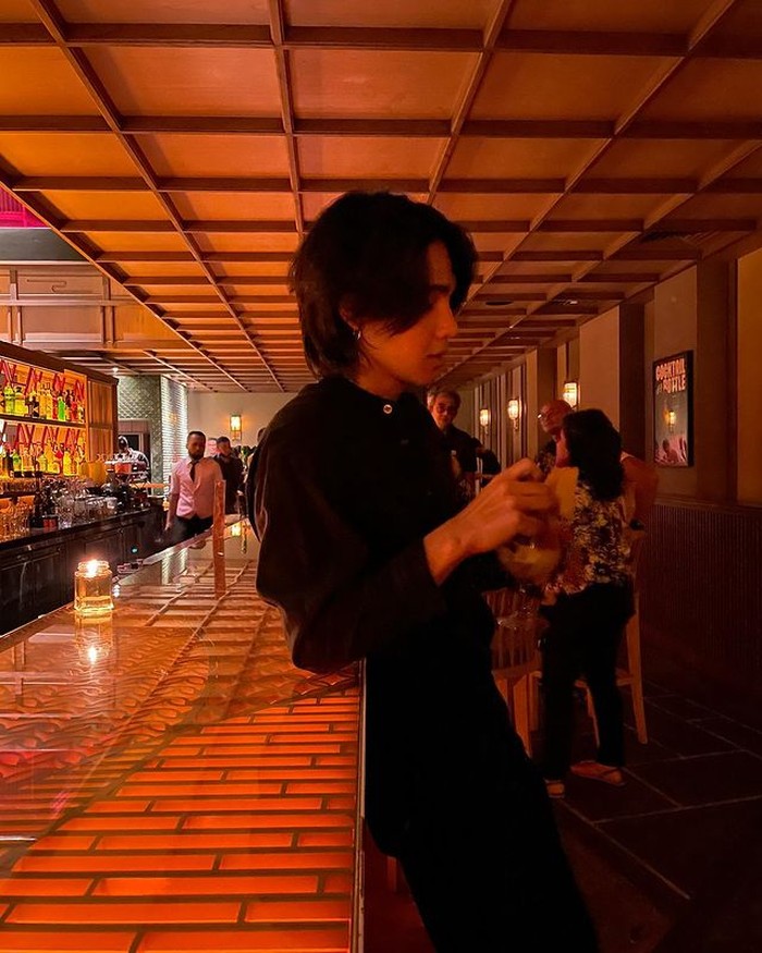 Jeff Satur menyapa pertama kali penggemarnya pada bulan Februari lalu dalam konser bertajuk 