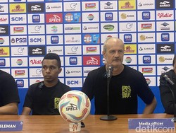 Risto Vidakovic Kurang Puas Meski PSS Menang 2-1 Lawan Barito Putera