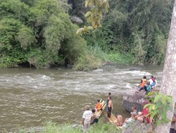 Afdal Tewas di Sungai Batang Merangin saat Hindari Serangan Lebah