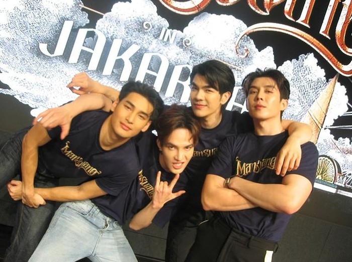 Untuk mempromosikan film terbaru mereka berjudul 