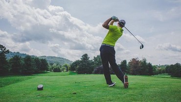 Dear Pemula, Waspada Cedera di Bagian Ini saat Main Golf