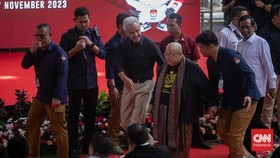 Deklarasi Kampanye Pemilu Damai di KPU Diwarnai Penghargaan Rekor MURI