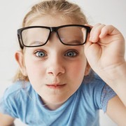 5 Makanan yang Dapat Mencegah Mata Minus Pada Anak, Orang Tua Wajib Tahu!