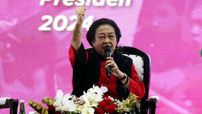 megawati-soekarnoputri-menghadiri-konsol