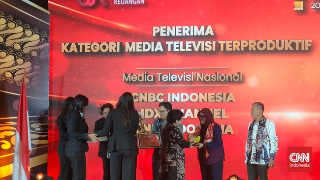 CNN Indonesia mendapatkan apresiasi dari Otoritas Jasa Keuangan (OJK) untuk kategori media televisi nasional terproduktif.