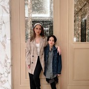 Gaya 'Cool Mom' Bunga Citra Lestari, Trendi dan Berjiwa Muda di Usia 40