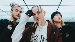 Lirik Lagu Heaven and Back - Chase Atlantic