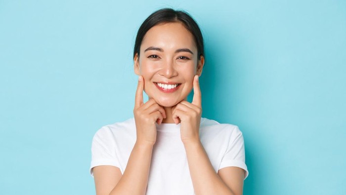 Ternyata 5 Kebiasaan Buruk Ini Jadi Penyebab Gigi Kuning, Yuk Mulai Hindari!