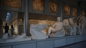 FOTO: Patung Parthenon, Sisa Yunani Kuno yang Jadi Sengketa di Inggris