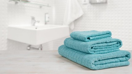 5 Rekomendasi Handuk Mandi Dewasa untuk Keluarga di Rumah