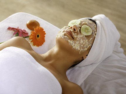 13 Masker Alami untuk Mengencangkan Wajah & Cegah Penuaan Dini, Mudah Dibuat di Rumah