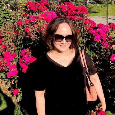 Dulu Dinikahi Pangeran Brunei, 9 Potret Terbaru Jayanthi Mandasari Penyanyi Lawas 80-an