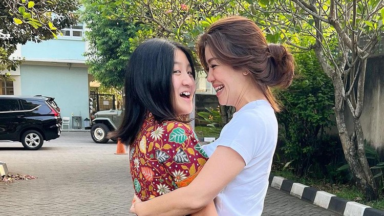 Kahlia Anak Agatha Suci