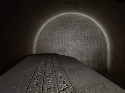 Mengapa Makam Mesir Kuno Ini Diberi Mantra Pelindung Ular?