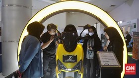 FOTO: Melihat Pameran Motor Listrik dan Ekosistemnya di Indonesia