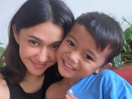 Klarifikasi Nana Mirdad soal Kabar Adopsi Anak usai Unggah Foto Bersama Anak Kecil