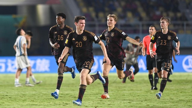 Ketua Umum PSSI Erick Thohir mengatakan masyarakat Indonesia akan disuguhkan tontonan kelas dunia saat final Piala Dunia U-17 2023 antara Jerman vs Prancis.