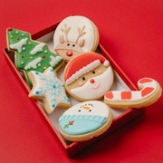 8 Kue dan Makanan Khas Natal yang Bisa Jadi Ide Hampers untuk Teman dan Keluarga Tersayang