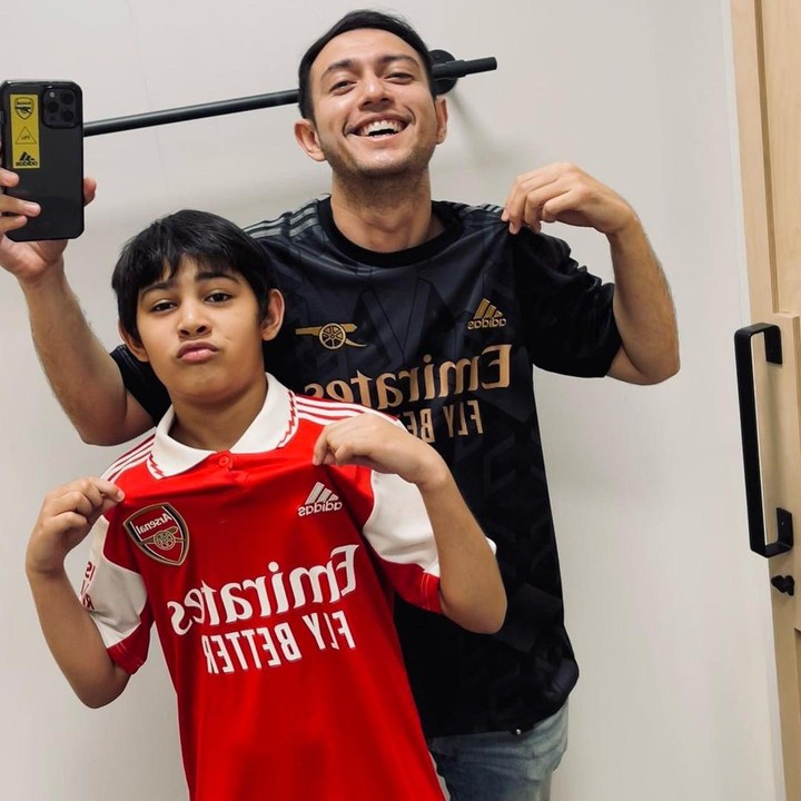 <p>Rifky Balweel dan Risty Tagor dikaruniai seorang anak laki-laki yang diberi nama Arsen Raffa Balweel. Meski Rifky dan Risty bercerai, Arsen tumbuh tanpa kehilangan kasih sayang kedua orang tuanya. (Foto: Instagram @rifkybalweel)<br /><br /><br /></p>