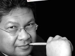 Memoar Belenggu Nalar Ungkap Sisi Lain Laksamana Sukardi
