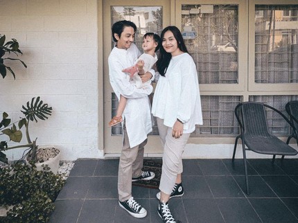 Alasan Fiersa Besari Ungkap Wajah Anak ke Publik usai Disembunyikan 2 Tahun
