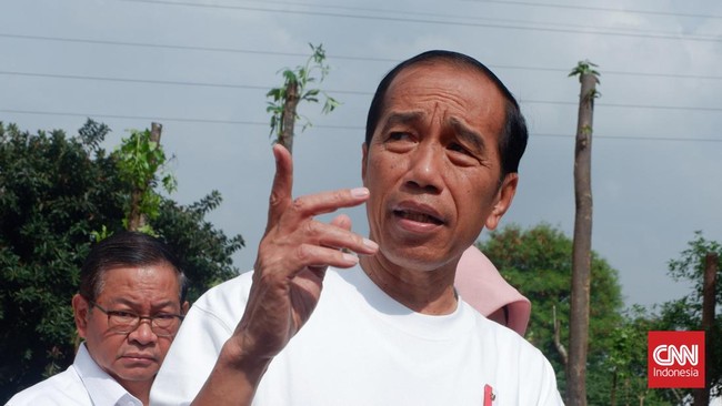 Presiden Jokowi mengatakan keputusan Mahfud MD yang berencana mundur dari Menko Polhukam merupakan hak pribadinya.