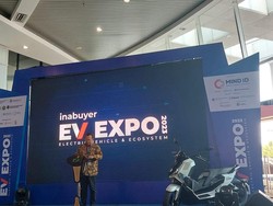 Berkat Petuah Luhut, Kini Instansi Pemerintah Banyak Pakai Kendaraan Listrik