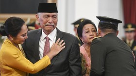 FOTO: Come back Luhut di Istana saat Pelantikan KSAD Maruli