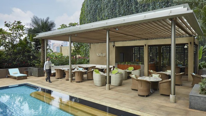 Biar Hati Kembali Bahagia, Nikmati Waktu Sore yang Tenang di Navina Raffles Jakarta