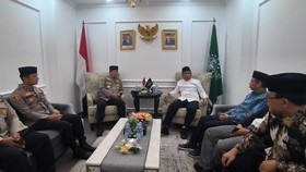 Polri Kunjungi Gus Yahya dan Imam Masjid Istiqlal, Bahas Pemilu Damai