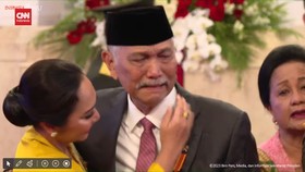 VIDEO: Haru Luhut Saksikan Maruli Simanjuntak Dilantik Jadi KSAD