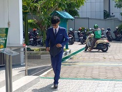 Respons Gibran Diminta Hakim Hadiri Sidang Mediasi Gugatan Almas