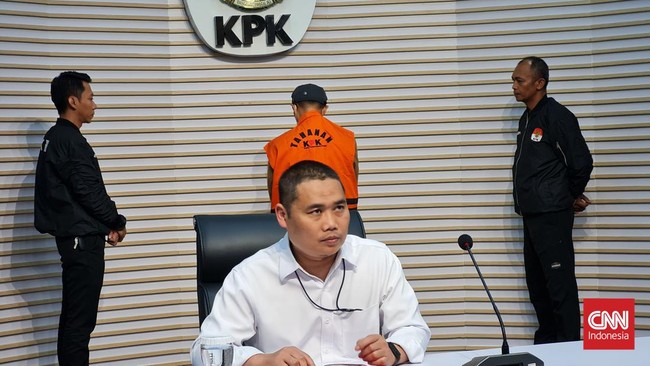 KPK menyebut Gazalba Saleh menerima gratifikasi sekitar Rp15 miliar dalam kurun waktu 2018-2022 terkait pengurusan perkara dari kasasi hingga PK.