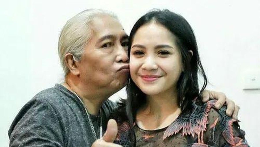 Gideon Tengker dan Nagita Slavina Gideon Tengker dan Nagita Slavina