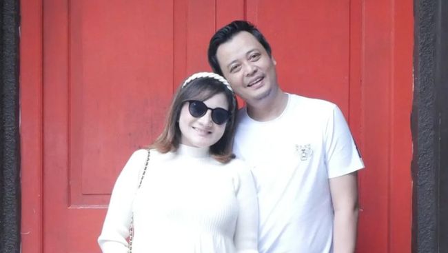 Kiki Amalia dan suami, Agung Anugrah, beber kronologi kena tipu rekan bisnis hingga rugi dalam jumlah besar.