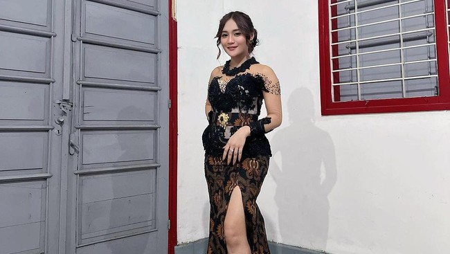 Mala Agatha Kena Bully Usai Tiru Tarian Ida Dayak