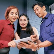 Gen Z Merapat! Begini Cara Cara Komunikasi Fleksibel & Profesional Biar Sukses Jadi Leader