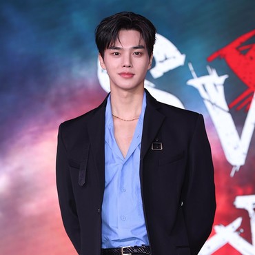 Umumkan Wamil, Song Kang Beri Imbauan Ini untuk Fans