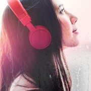 8 Lagu Indonesia yang Cocok Bikin Suasana Hujan Makin Syahdu, Wajib Masuk Playlist!